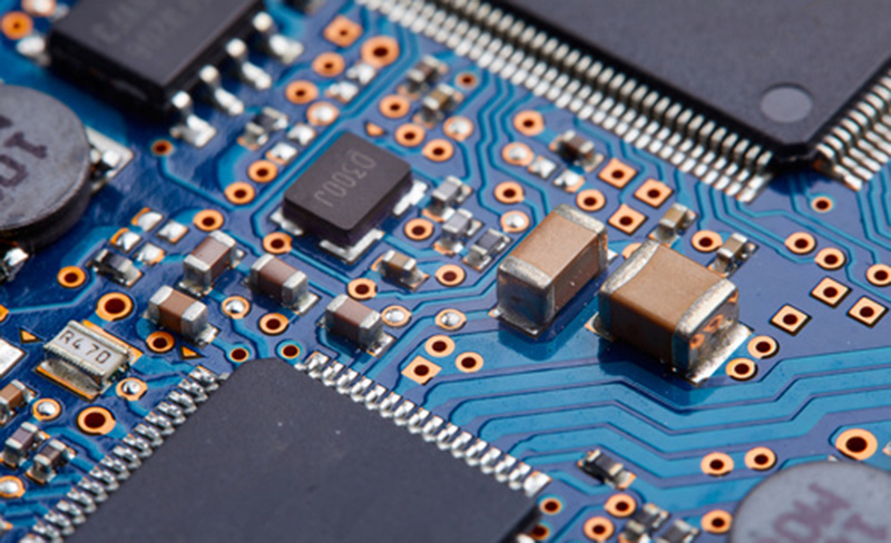 深圳三星貼片電容代理商：你知道，貼片電容的工作壽命有多長？